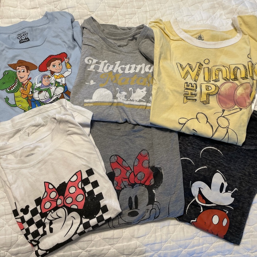 Disney women’s T Shirt bundle